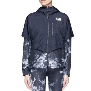 NEW Nike Printed International Windrunner Jacket